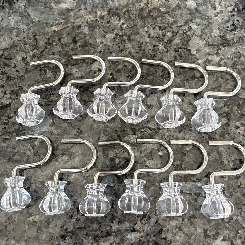 12 Ball Shower Acrylic Hooks